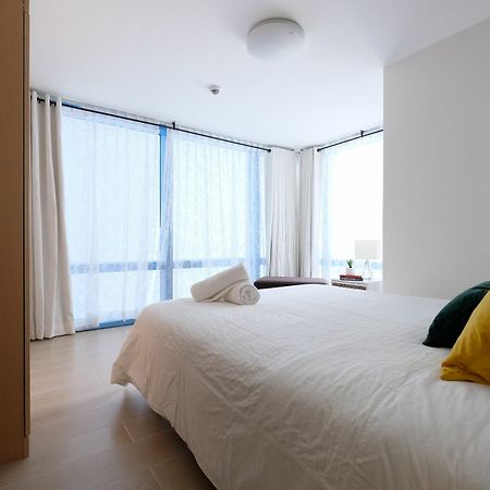 Csuites At Two Central Residences Makati City Zewnętrze zdjęcie