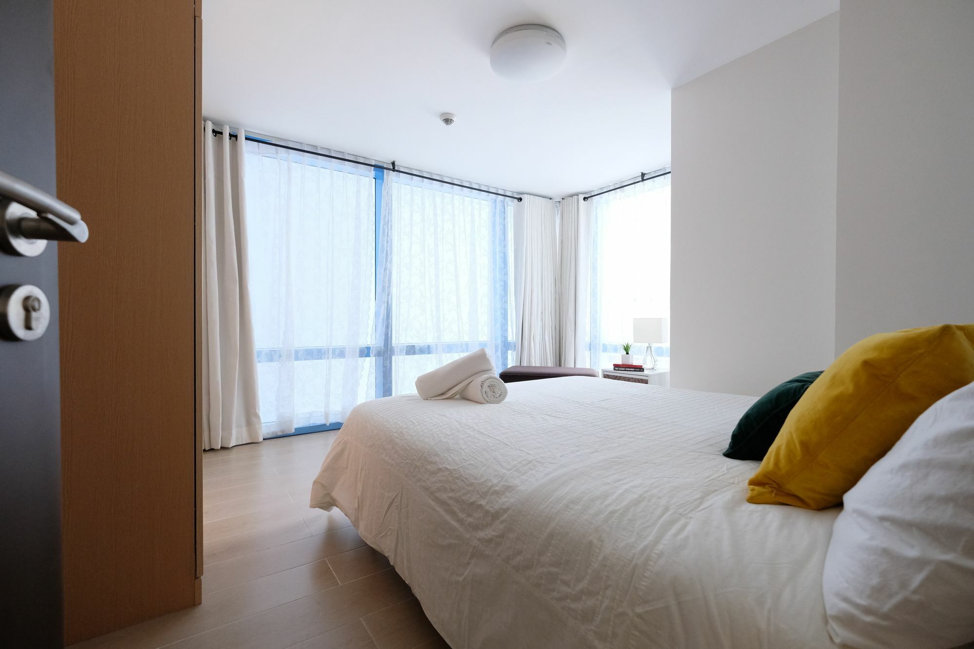 Csuites At Two Central Residences Makati City Zewnętrze zdjęcie