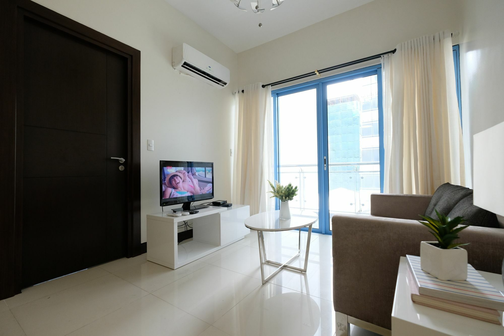 Csuites At Two Central Residences Makati City Zewnętrze zdjęcie